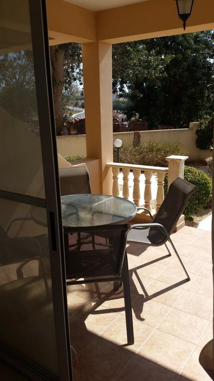 Panorama Court Appartamento Paphos Esterno foto