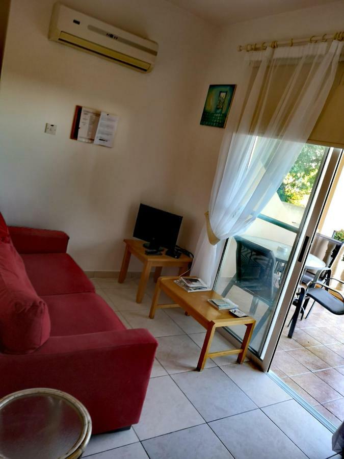 Panorama Court Appartamento Paphos Esterno foto
